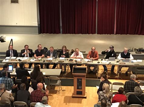 Tuolumne County Moving Towards Allowing Limited Outdoor Marijuana