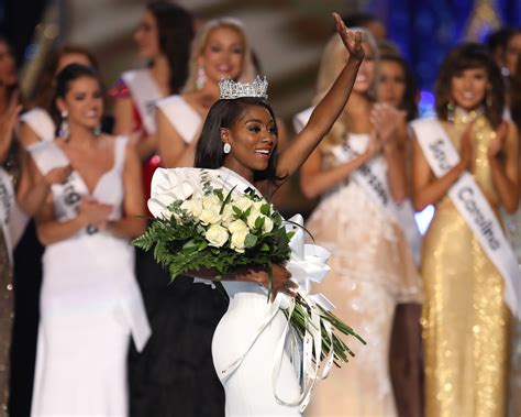 5 Things To Know About 2019 Miss America Winner Nia Imani Franklin Essence