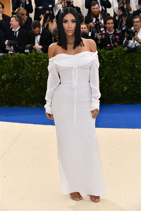 Kim Kardashian West Goes To The Met Gala Without Kanye Vogue