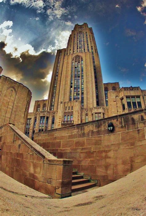 Cathedral Of Learning Pittsburgh Hotels University Of Pittsburgh