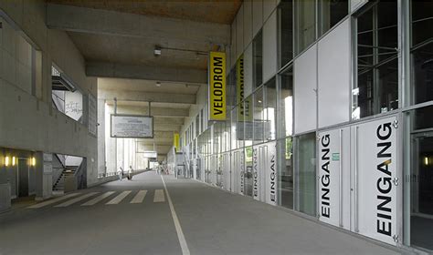 Perrault's berlin sports buildings are unique in the city if for no other reason than that they are largely underground. Velodrom Berlin - Tickets bei Eventim