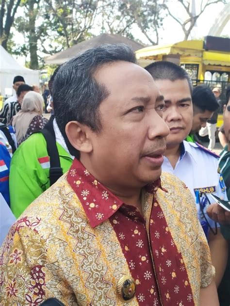 Wakil Wali Kota Bandung Yana Mulyana Positif Corona