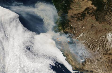 Nasas Stunning Image Of The Day Shows The Western Us On Fire Slashgear