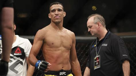 UFC Results Charles Oliveira Upsets Will Brooks With Stunning Rear Naked Choke CBSSports Com