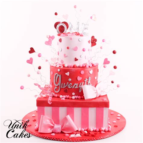 Valentine's day desserts including chocolate cake recipes, romantic treats with strawberries, rose cake pops, heart s'mores, love bug cupcakes and more! Pin by Raees Inamdar on 2020 Valentine Cakes | Valentine cake, 1st birthday cake, Cake