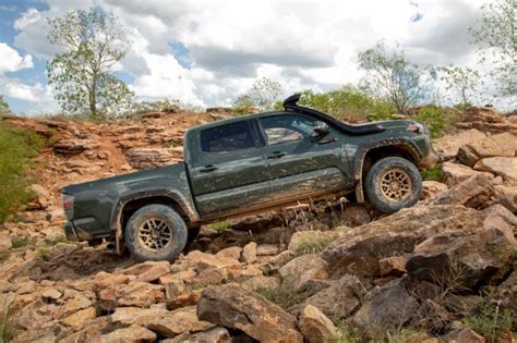 2020 Toyota Tacoma Trd Pro Army Green For Sale Cars Trend Today