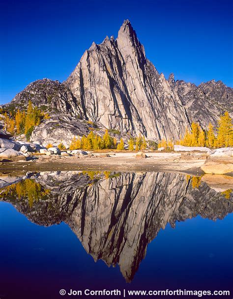 Prusik Peak Reflection 1 Photo Picture Print Cornforth Images