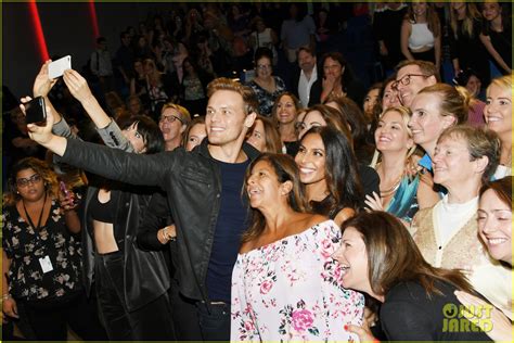 These Photos Prove That Sam Heughan Loves His Fans Photo 3954286 Photos Just Jared