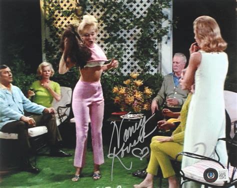 Nancy Kovack Signed Bewitched 8x10 Photo Beckett Pristine Auction