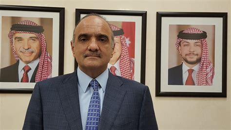 Jordans King Selects Diplomat Adviser As Prime Minister The Media Line