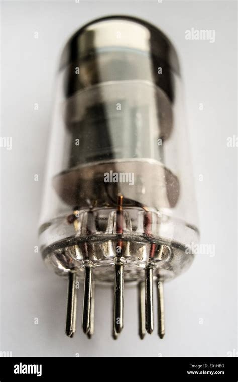 Vacuum Tube Transistor High Resolution Stock Photography And Images Alamy