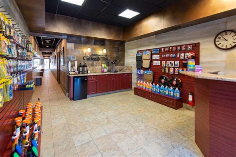 Gotcarwash offers a 100% satisfaction guaranteee to our members to provide the best service in the industry. Marlboro - 33 East Car Wash