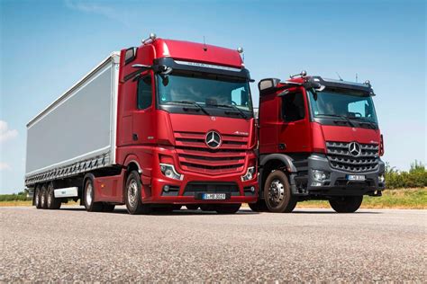 Mercedes Benz Trucks Unveils Semi Automated Actros