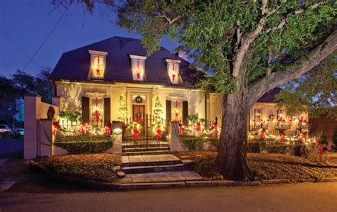 How they became the quintessential american style. How to Decorate Your Home for the Holidays With Evergreen ...