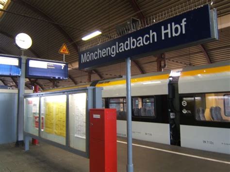 Hier vind je de plattegrond van treinstation mönchengladbach hbf. ICE-Treff - Tour nach Venlo mit Lust auf mehr...