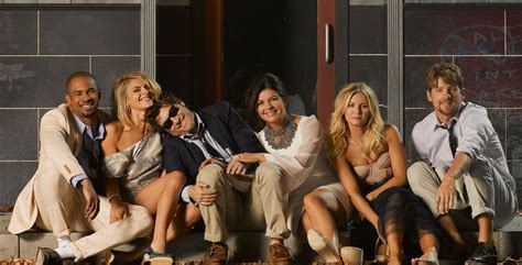 The Cast of 'Happy Endings' Just Reunited to Read an All-New Episode ...