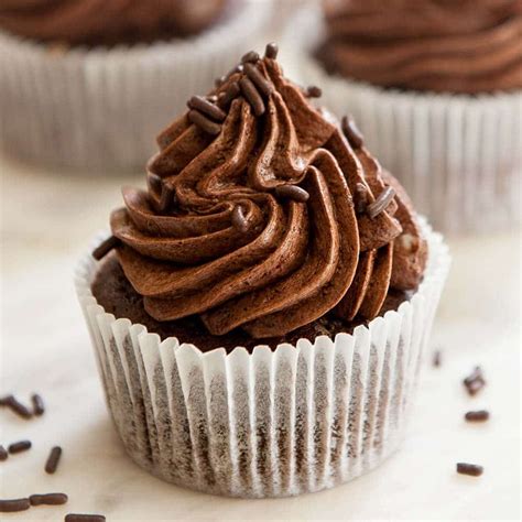 Moist And Fluffy Chocolate Cupcake Recipe Sugar Geek Show Cupcake Recipes Chocolate Cupcake