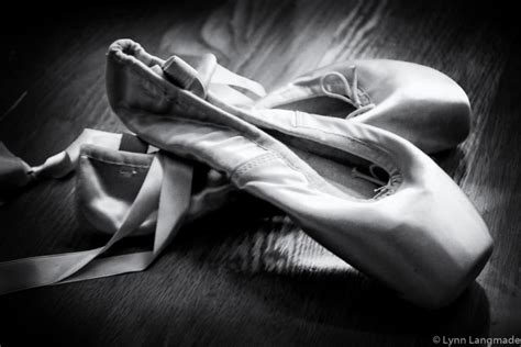 Ballet Prints Pointe Shoes Black And White 8x10 Photo 11x14 Etsy Uk