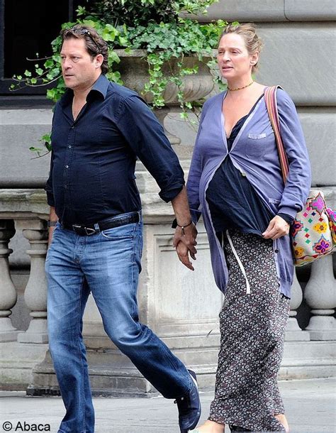 She is the daughter of nena thurman (née birgitte caroline von schlebrügge), a fashion model and socialite who now runs a mountain retreat, and of robert thurman (robert alexander farrar thurman), a professor and academic who is one of the nation's foremost buddhist scholars. Uma Thurman et Arpad Busson - Cette semaine, on les a ...