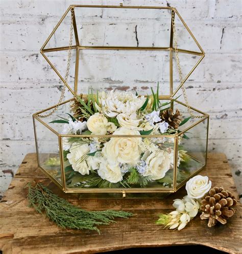 Hana Willow Design Provide Wedding Bouquet Preservation Box At
