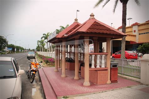 Information on the penang kota bharu bus with departure times, ticket prices to and from either sungai nibong bus station on penang island or if you travel from kota bharu to penang on the night bus you may have a bit of a problem, as the ferry does not start operating until around 06:00 and. Cityliner Service 9: Kota Bharu Sultan Ismail Petra ...