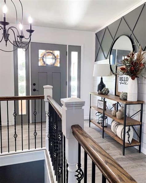 31 Farmhouse Entryway Ideas For An Unforgettable First Impression