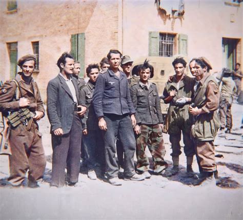 I Soldati Italiani E La Liberazione Le Foto A Colori Mai Viste