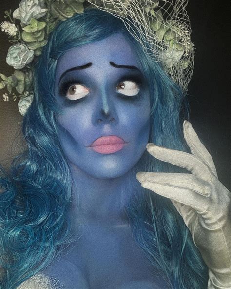 Here Are The Best Celebrity Halloween Costumes Of 2020 15 Pics
