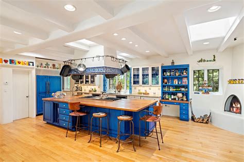 Culinary Color 5 Homes With Vibrant Kitchen Cabinetry Sotheby´s