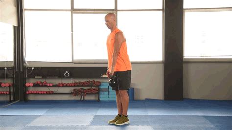 8 ασκήσεις για δυνατά πόδια και καλύτερη ισορροπία