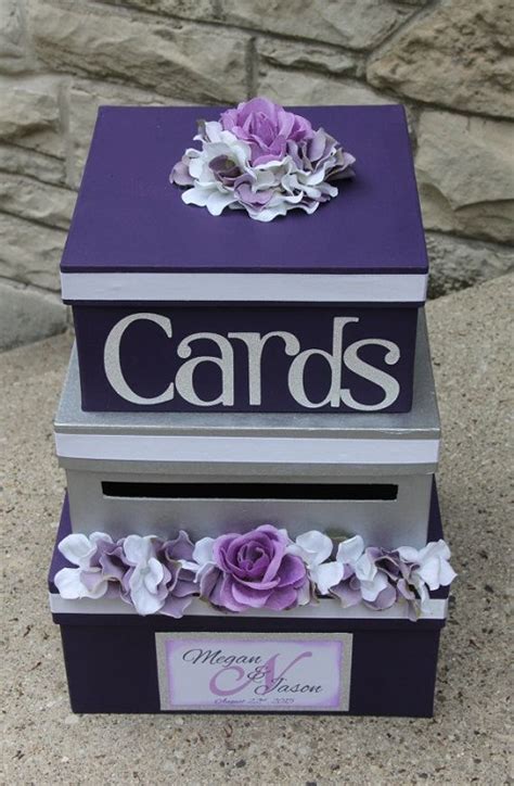 How to Decorate a Wedding Card Box