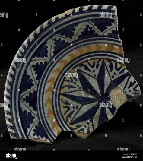 Fragment Majolica Dish In The Middle An Eight Pointed Star Polychrome Dish Crockery Holder