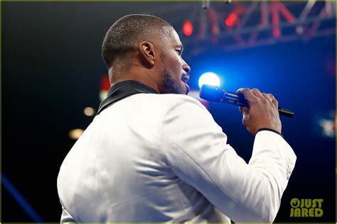 Jamie Foxx Sings The National Anthem For Mayweather Vs Pacquiao Fight Photo 3361057 Jamie