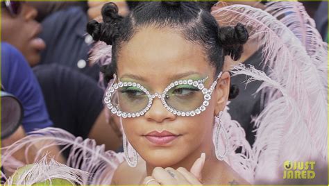 Rihanna Wows In Feathered Dress At Kadooment Day Parade Photo 4331198
