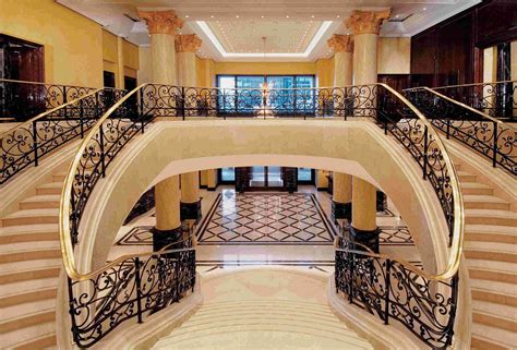 Incridible Luxury Staircase Design With Handcrafted Iron Banister Also