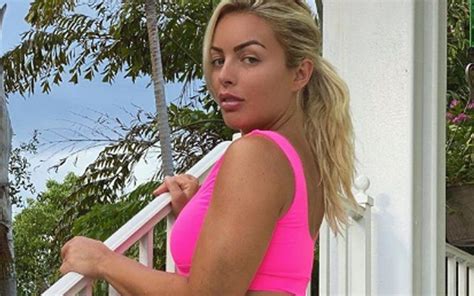 Mandy Rose Flexes Her Side Profile In New Pink Swimsuit Photo Pink