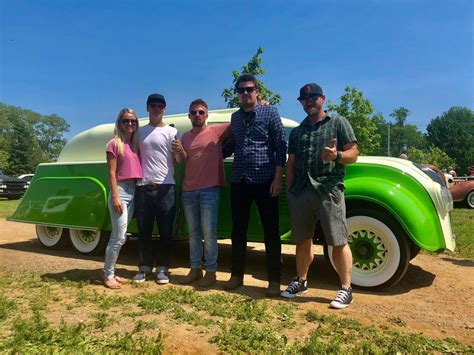 Does Aaron Rand of 'Bad Chad Customs' Have COVID-19? Fans Are Concerned