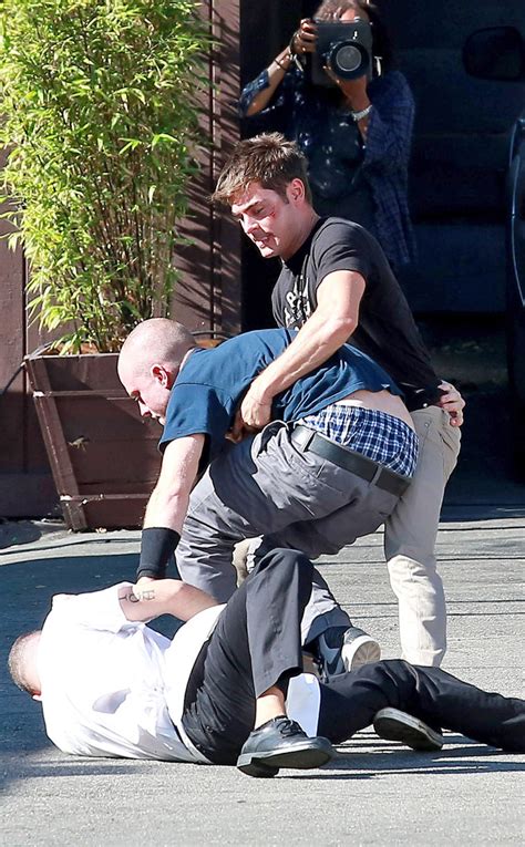 Omg ¡zac Efron Envuelto En Una Pelea Callejera Video E News