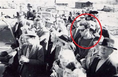 5 Pictures And Videos Which ‘prove Time Travel Exists