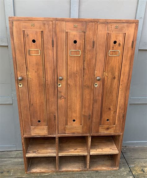 1930s Wooden Golf Locker Diy Furniture Easy Antique Cabinets