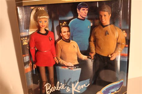 Barbie Collector Star Trek Ken And Barbie Giftset Thinkpink
