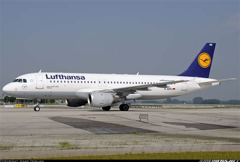 Airbus A320 211 Lufthansa Aviation Photo 2532726