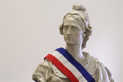 Comment Marianne Est Devenue Le Symbole De La France
