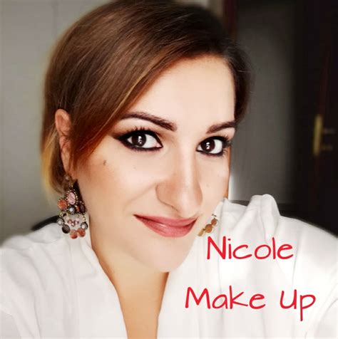 Nicole Make Up