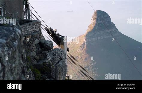 Gondola Of Cable Car Travelling To Table Mountain Stock Videos Footage Hd And K Video Clips