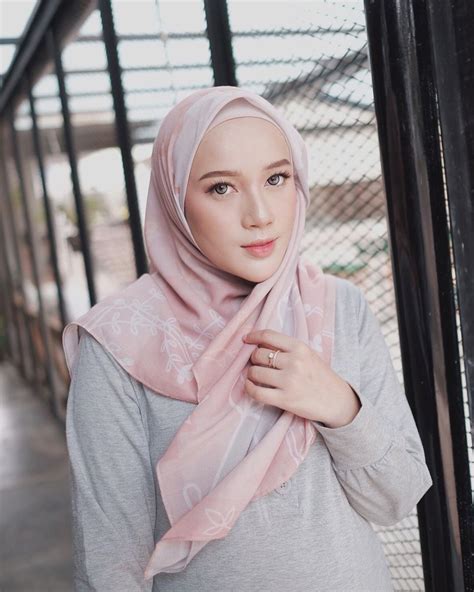 Gambar Hijab Cantik Dan Simple 55 Koleksi Gambar