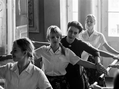 Jedna z najbardziej utalentowanych polskich aktorek teatralnych i filmowych młodego pokolenia. Pawel Pawlikowski's COLD WAR to Open 2018 Sarajevo Film ...