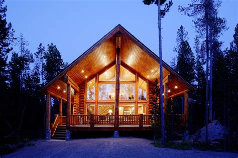 About Yellowstone Log Homes