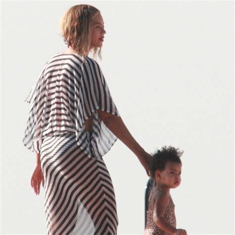 photos from beyoncé jay z and blue ivy do italy for b s b day