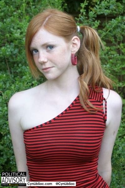 Vollbusige Sexy Redhead Milf Posiert Nackt Porno Fotos Kostenlos